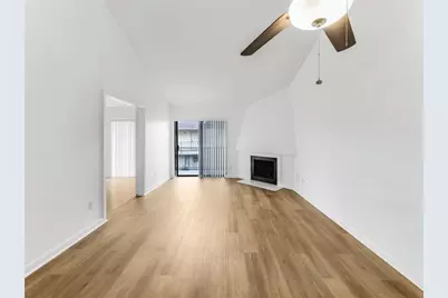 10075 Westpark Drive #9, Houston, TX 77042 - Photo 6