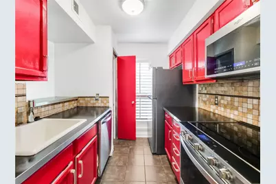 10075 Westpark Drive #9, Houston, TX 77042 - Photo 12