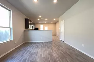 919 Cobalt Crest Ln, Houston, TX 77336 - Photo 10