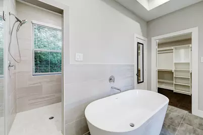 5315 Egbert Street, Houston, TX 77007 - Photo 8