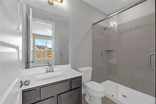 18826 Truman Trl, Conroe, TX 77302 - Photo 14