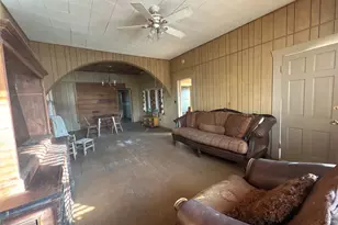 1302 19th St, Hempstead, TX 77445 - Photo 14