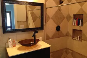 2626 Columbia St, Houston, TX 77008 - Photo 2