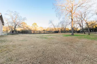 7955 Riviera Ct, Beaumont, TX 77707 - Photo 32