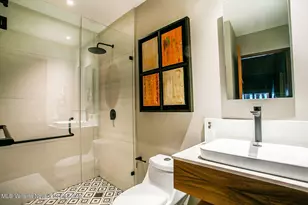 Habitat Residences, Los Angeles, CA - Photo 18