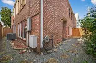 2413 Potomac Dr, Houston, TX 77057 - Photo 28