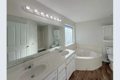 64 Tangerine Court, Lake Jackson, TX 77566 - Photo 14