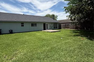 17514 Heritage Cove Dr, Webster, TX 77598 - Photo 14