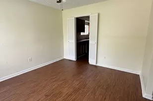 17514 Heritage Cove Dr, Webster, TX 77598 - Photo 4
