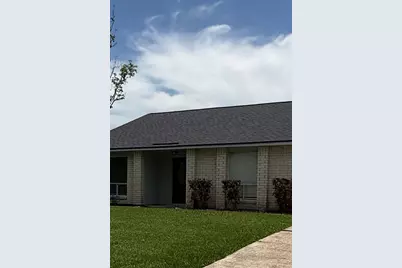 17514 Heritage Cove Drive, Webster, TX 77598 - Photo 1