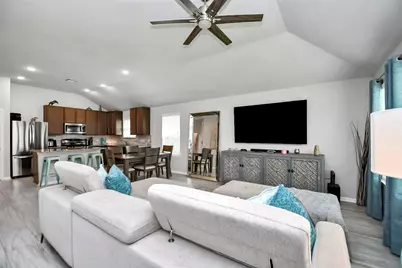 14506 Tundra Swan Drive, Houston, TX 77049 - Photo 16