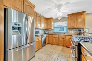 28 Dolphin St, Bayou Vista, TX 77563 - Photo 18