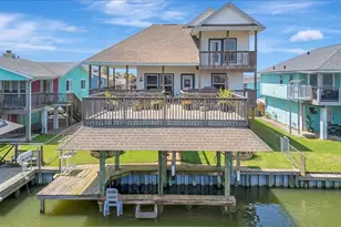 28 Dolphin St, Bayou Vista, TX 77563 - Photo 1