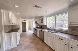 3147 Glade Springs Dr, Houston, TX 77339 - Photo 6