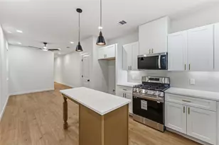 760 Lucky St, Houston, TX 77088 - Photo 8