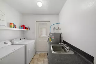 5425 Lazy Ct, Willis, TX 77318 - Photo 18