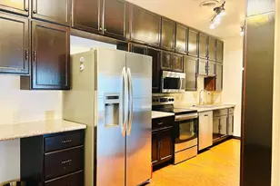 2100 Tanglewilde St, Houston, TX 77063 - Photo 14