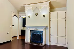 2100 Tanglewilde St, Houston, TX 77063 - Photo 6