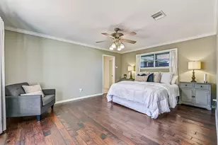 304 Chester Dr, Friendswood, TX 77546 - Photo 26