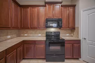 34 Tidwillow Pl, The Woodlands, TX 77375 - Photo 10