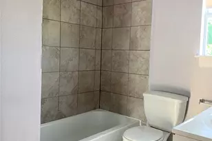 5109 Avenue L, Galveston, TX 77551 - Photo 8