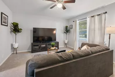 619 Jasmine Street, Richwood, TX 77531 - Photo 4