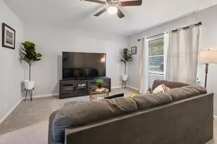 619 Jasmine St, Richwood, TX 77531 - Photo 4