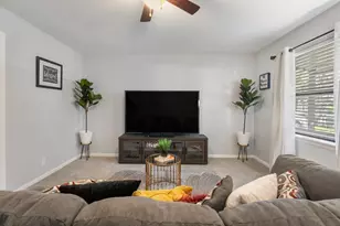 619 Jasmine St, Richwood, TX 77531 - Photo 2