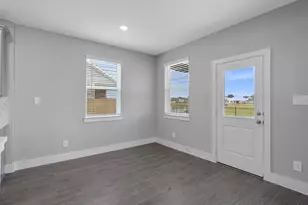 211 Orchard Laurel Dr, Alvin, TX 77511 - Photo 10