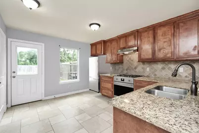 10022 Raymondville Road #B, Houston, TX 77093 - Photo 10