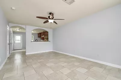 10022 Raymondville Road #B, Houston, TX 77093 - Photo 4