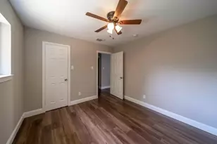 13911 Briar Pl Dr, Houston, TX 77077 - Photo 10