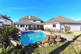 5515 Dawnington Pl, Sugar Land, TX 77479 - Photo 46