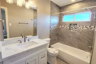 5515 Dawnington Pl, Sugar Land, TX 77479 - Photo 40