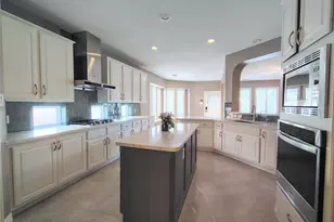 5515 Dawnington Pl, Sugar Land, TX 77479 - Photo 14