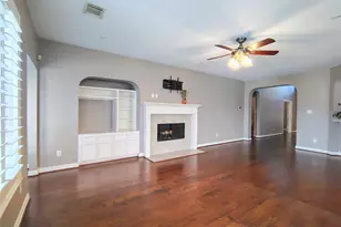 5515 Dawnington Pl, Sugar Land, TX 77479 - Photo 8