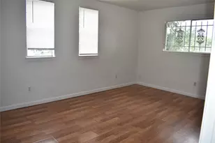 6718 Rowell Ct, Houston, TX 77489 - Photo 6
