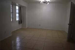 6718 Rowell Ct, Houston, TX 77489 - Photo 4