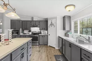 212 Highland Dr, Huntsville, TX 77320 - Photo 16