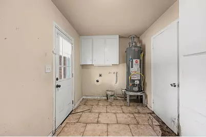 8103 Glen Vista Street, Houston, TX 77061 - Photo 16