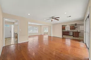 8103 Glenvista St, Houston, TX 77061 - Photo 8