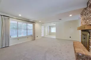 13823 Piping Rock Ln, Houston, TX 77077 - Photo 10