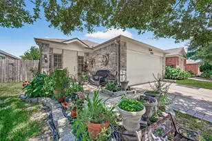 18806 Driftwood Springs Dr, Katy, TX 77449 - Photo 2