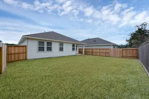 516 Monarch Trl, Huntsville, TX 77340 - Photo 20