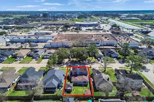 10919 Pigeonwood Dr, Houston, TX 77089 - Photo 32