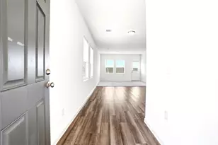 1028 Long Bay Ct, Brookshire, TX 77423 - Photo 4