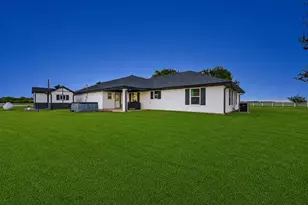 10550 Brinkmeyer Rd, Needville, TX 77461 - Photo 2