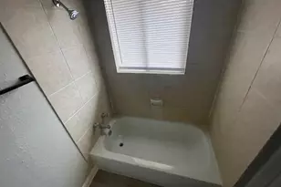 5229 Rue St, Houston, TX 77033 - Photo 16
