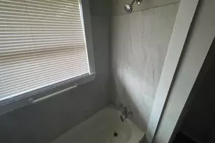 5229 Rue St, Houston, TX 77033 - Photo 14