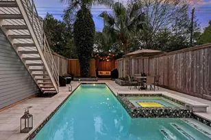 1417 Harold St, Houston, TX 77006 - Photo 2